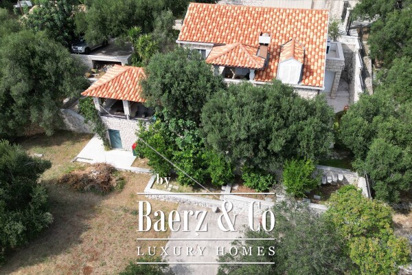 photo 1 Dubrovnik area - Zaton, a beautiful villa with a large garden