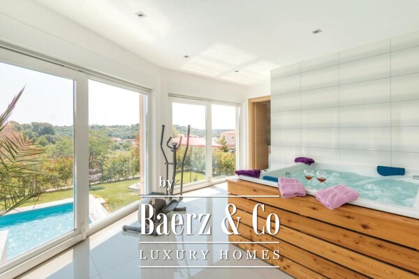 photo 34 Pula, Nova Veruda, superb villa with pool near the sea