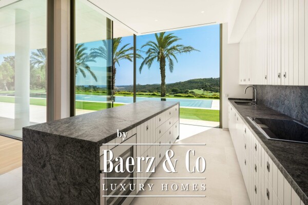 photo 18 Villa - Estepona West - Casares - Ref: 8340