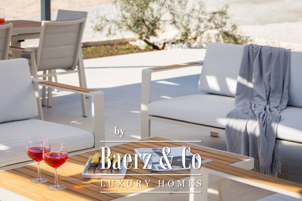 photo 44 Marina, an exceptional property near the sea