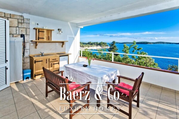 photo 2 Hvar, a unique property in a beautiful position, 1st row by the sea