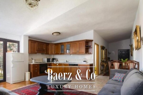 photo 19 Okrug Gornji, Beautiful house, second row to the sea