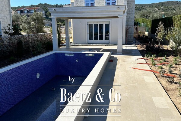 photo 10 Pašman Island, Dobropoljana, classic stone villa in the first row to the sea