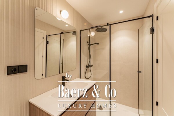 photo 11 Absolutely Luxurious: Brand New Prestigious Apartment in a Classified Finca Regia