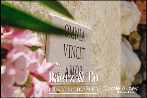 photo 1 Authentic Villa facing the Golf Course