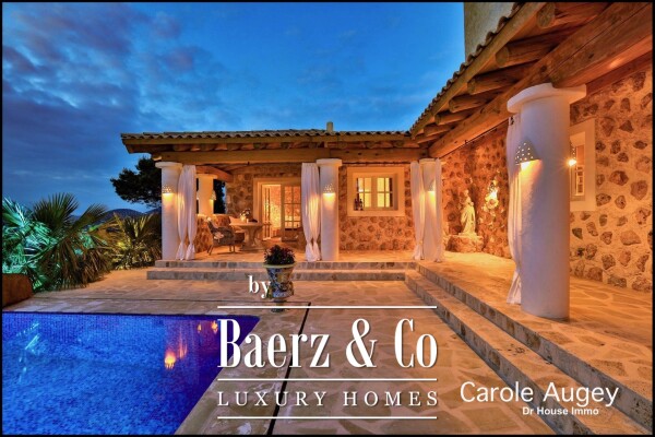 photo 18 Authentic Villa facing the Golf Course