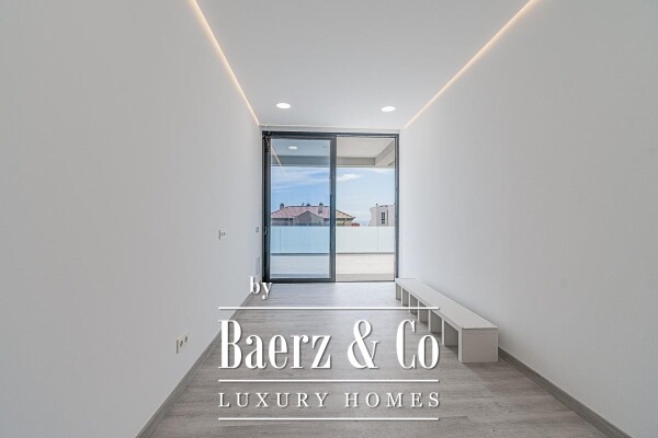 photo 16 Maravillosa villa recién terminada en Costa Adeje