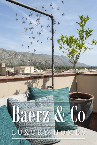 photo 27 Boutique townhouse with stunning views and rental license