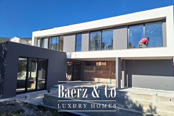 photo 15 Kaštel Novi, modern villa under construction with pool and sea view.