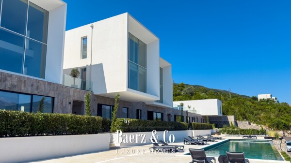 photo 6 Modern Two Bedroom Apartment with Seaview in Tivat