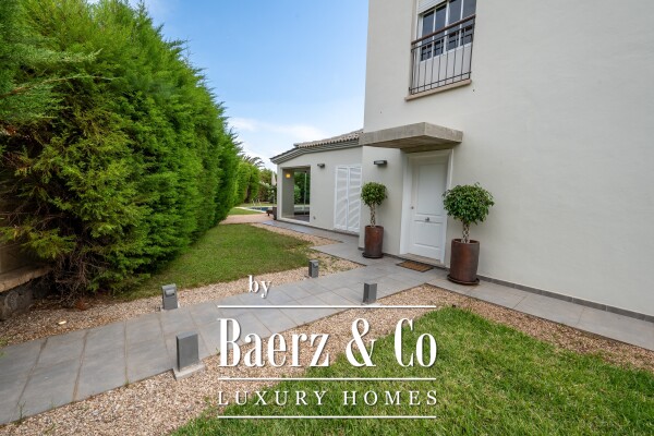 photo 31 Luxurious villa in central area Tenerife south