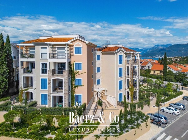 photo 6 Two Bedroom Apartment near Sea in a Luxury Project