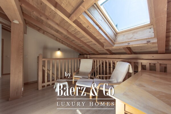 photo 8 SPACIOUS SEMI-DETACHED FARMHOUSE - MOUNTAIN VIEW