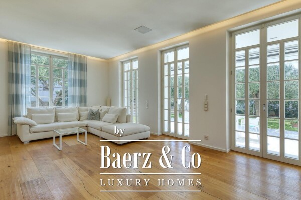 photo 3 Zadar, Diklo, modern and elegant villa, first row by the sea