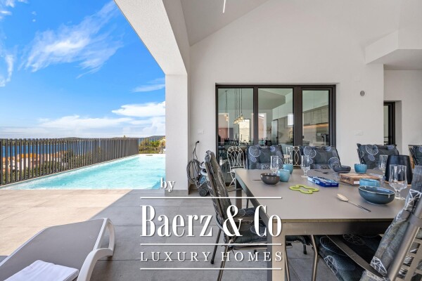 photo 6 Šibenik, Žaborić, beautiful villa with a pool