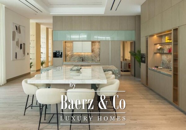 photo 7 Exquisite 6-Bedroom Luxury Villa in Emirates Hills – A Masterpiece of Elegance and Comfort