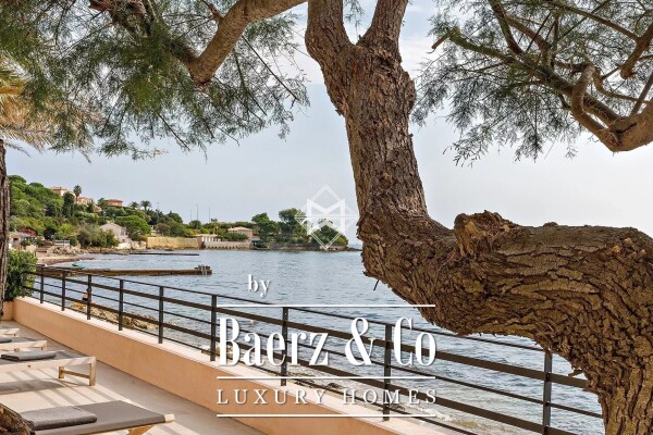 photo 2 Completely renovated Waterfront Property