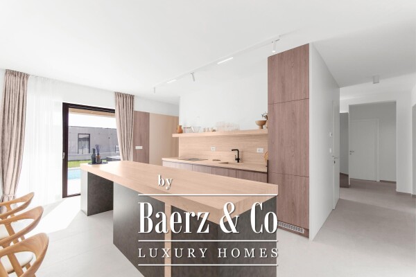 photo 18 Istria, Labinci, modern single-storey house with swimming pool and jacuzzi