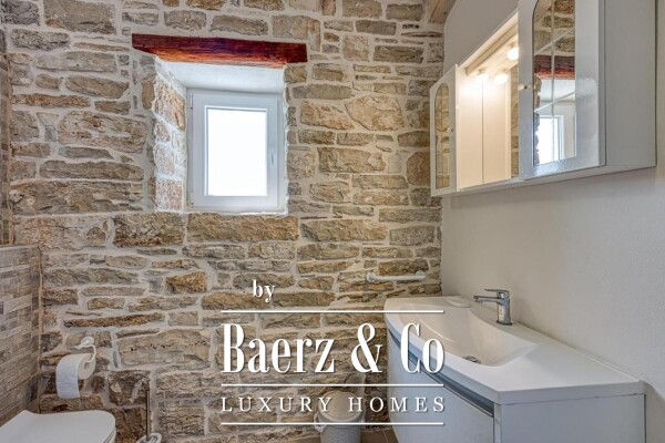 photo 17 Istria, Selina – Authentic Renovated 260m² Stone Villa with a Pool