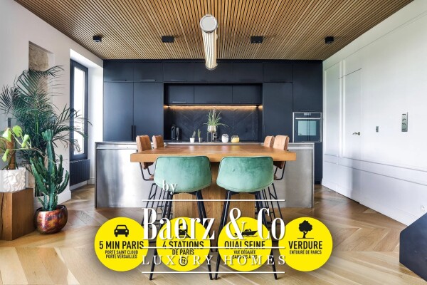 photo 1 Top Floor Duplex with Stunning Views of Île Seguin