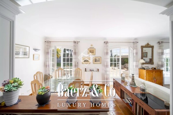 photo 4 Le Cannet Résidentiel - Bright family villa with flat plot and unoverlooked pool