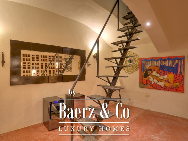 photo 39 Villa Rosa - Perfection in Santa Ana district, 3 bedroom + garage