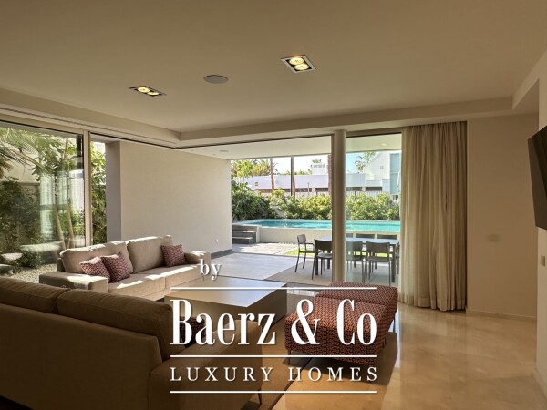 photo 5 Exceptional Luxury Villa Just Steps from the Beach