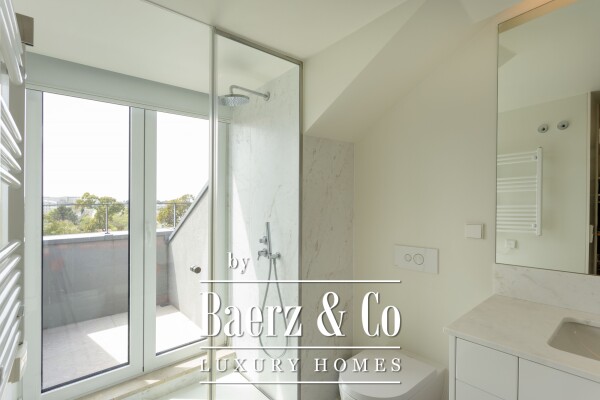 photo 32 Luxury 4 bedroom duplex  penthouse in prime Lisbon location.