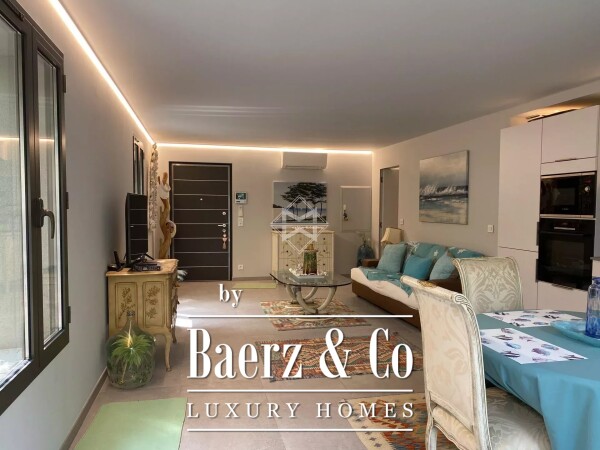 photo 2 In the center of Saint-Tropez