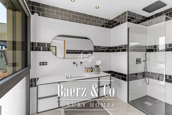 photo 12 Contemporary Villa Between Sea. Golf & Hills