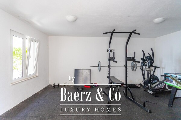 photo 22 Čiovo, Arbanija, apartment house with swimming pool, 1st row to the sea