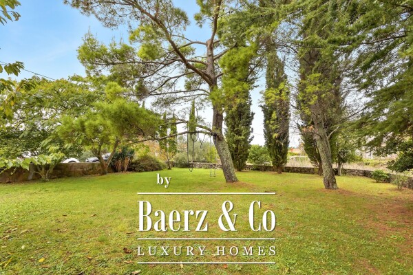 photo 7 Charming rustic house surrounded by peaceful, lush gardens