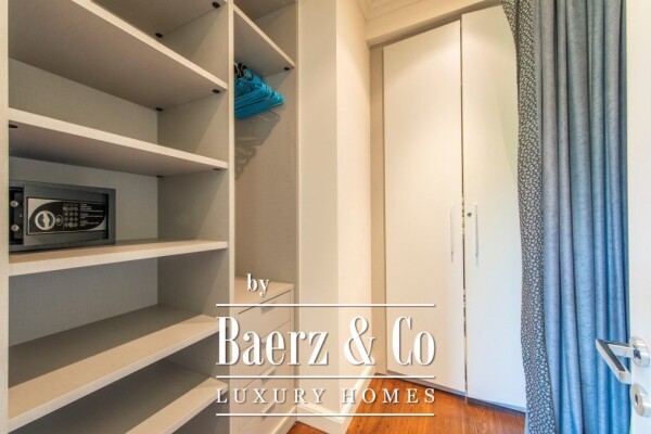 photo 19 Spacious Apartment with a Sea View in Tivat