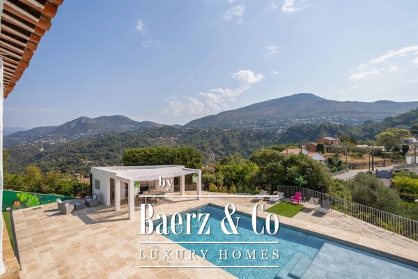 photo 2 ONLY 7 MINUTES FROM NICE LINGOSTIÈRE – BEAUTIFUL FAMILY VILLA WITH POOL
