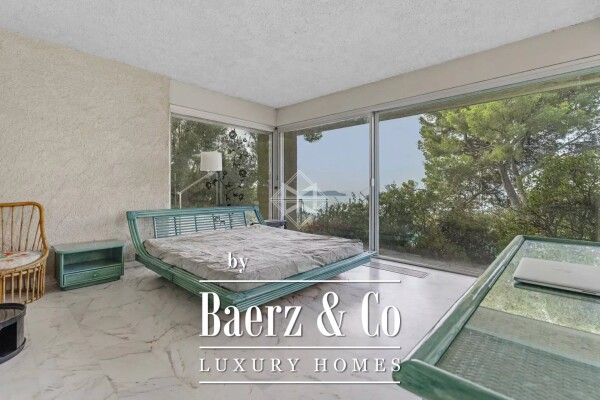 photo 13 A villa conceived as a livable sculpture, facing the sea and bathed in light