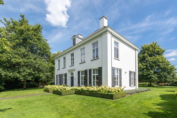 photo 65 Hoogbraak 48