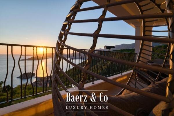 photo 8 Furnished Apartment in a Complex with a Pool in Sveti Stefan