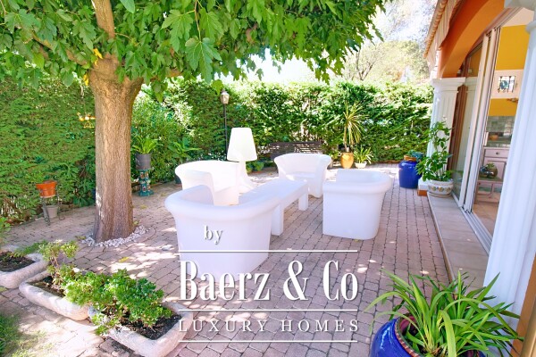 photo 6 PRESTIGIOUS VILLA IN FREJUS