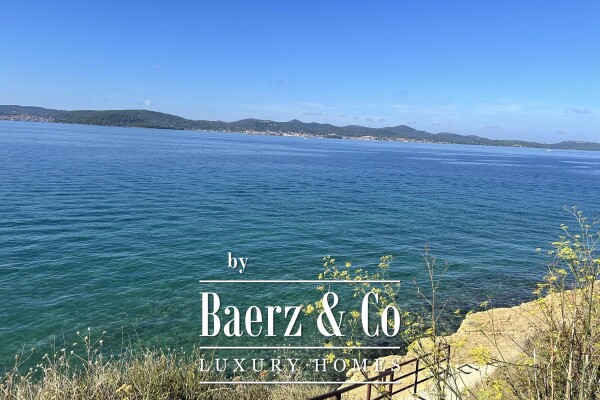 photo 8 Zadar, Karma, house with garden in an excellent location, first row to the sea, 111 m²