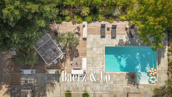 photo 1 Exceptional architect-designed villa for sale in Saint-Raphaël - 183 m² with swimming pool and terrace,