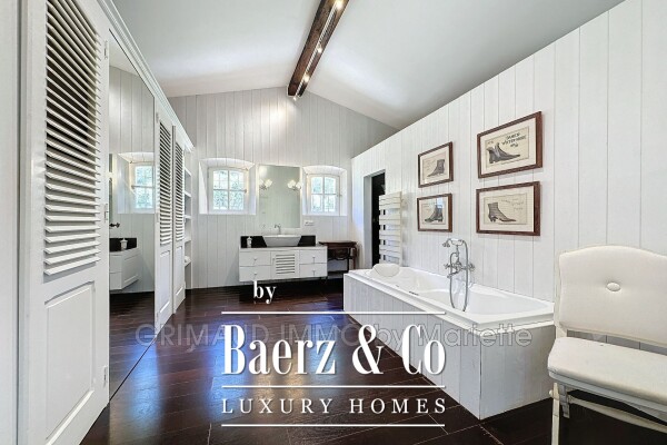 photo 22 property in the vineyards with 3 bedrooms, 4 single storey g