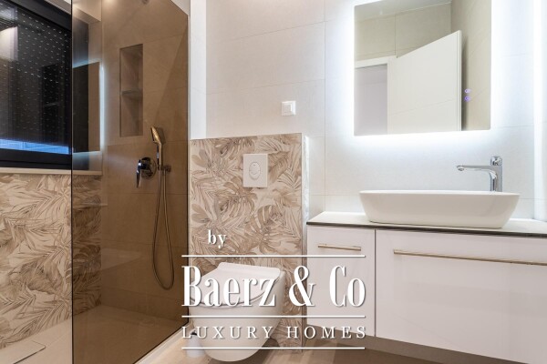 photo 17 Promajna, luxurious semi-detached house with a sea view, close to the center and the beach