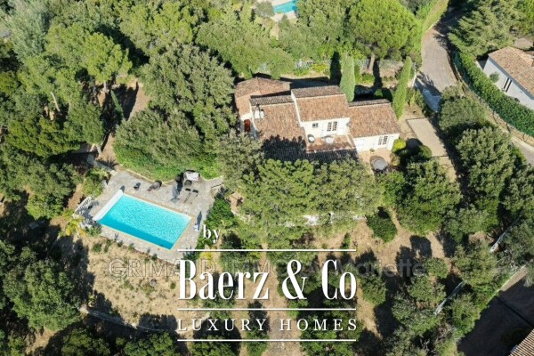 photo 1 sea view house, secure estate