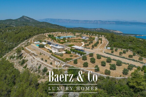 photo 1 Zastražišće, a unique property in the heart of Hvar