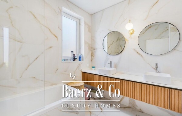 photo 16 Villa in Porto -Leça da Palmeira