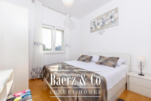 photo 13 Zečevo Rogozničko, a beautiful apartment house with a swimming pool, 236 m²