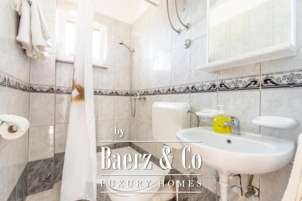 photo 23 Zečevo Rogozničko, a beautiful apartment house with a swimming pool, 236 m²