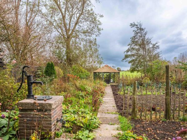 photo 35 Westfriesedijk 57