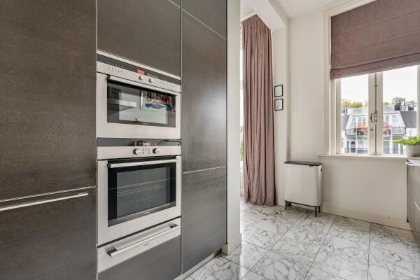 photo 36 Vossiusstraat 44 2