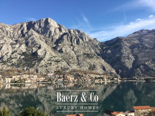 photo 1 House in Kotor Municipality close to the Sea